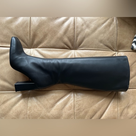 Karen Millen Boots sz41 - Picture 2 of 3